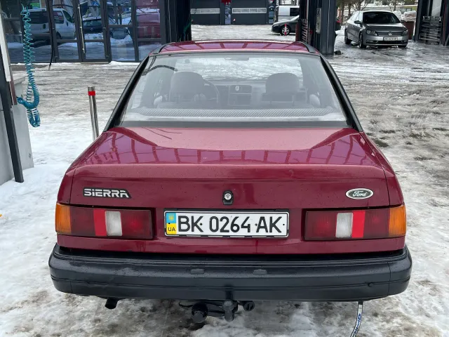 Ford Sierra - фото 3