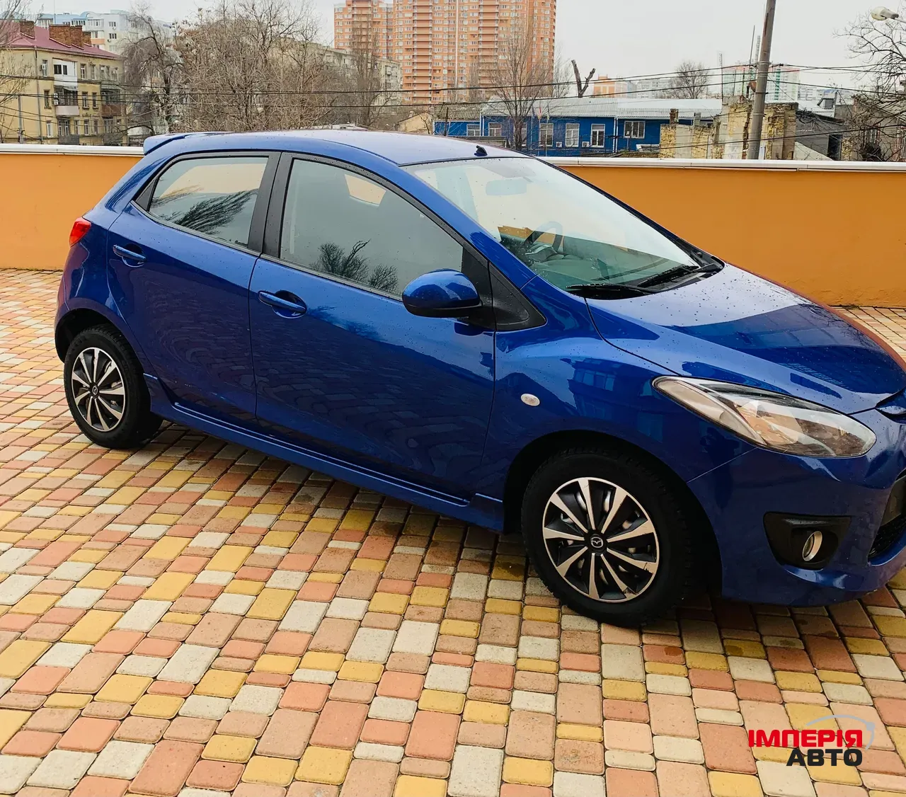 Mazda 2 - фото 2