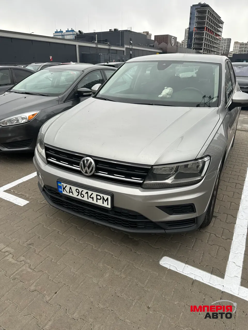Volkswagen Tiguan - фото 1