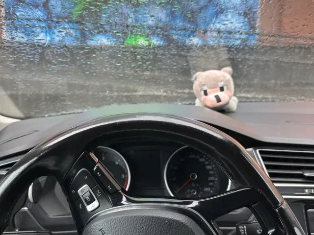 Volkswagen Tiguan - фото 3