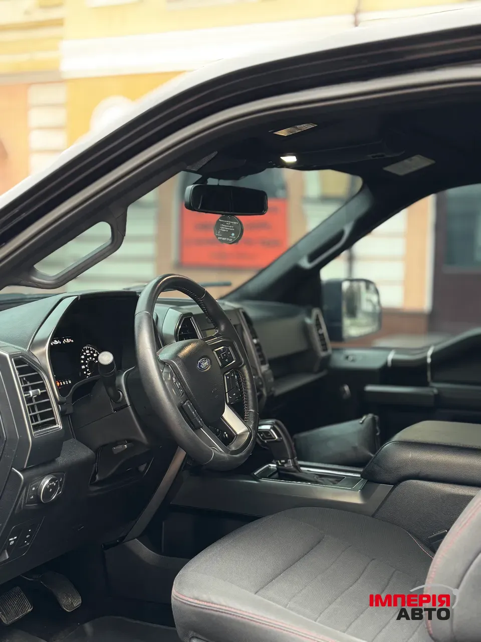 Ford F-150 - фото 8