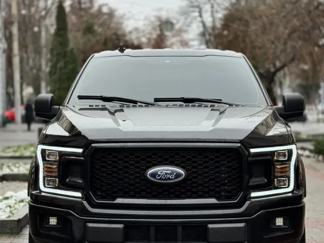 Ford F-150 - фото 2