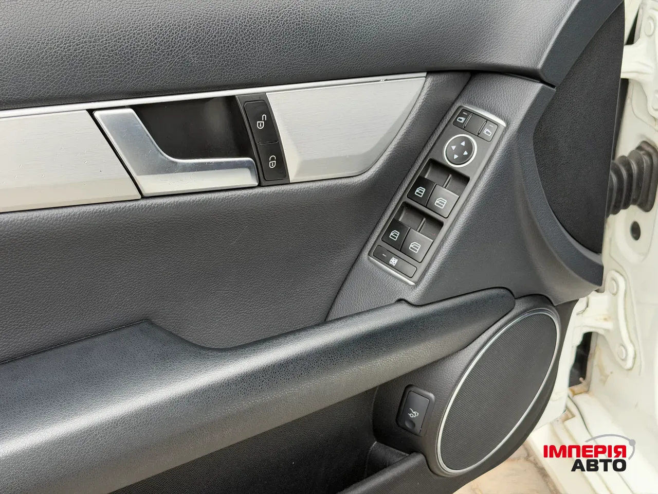 Mercedes-Benz C-Класс - фото 14