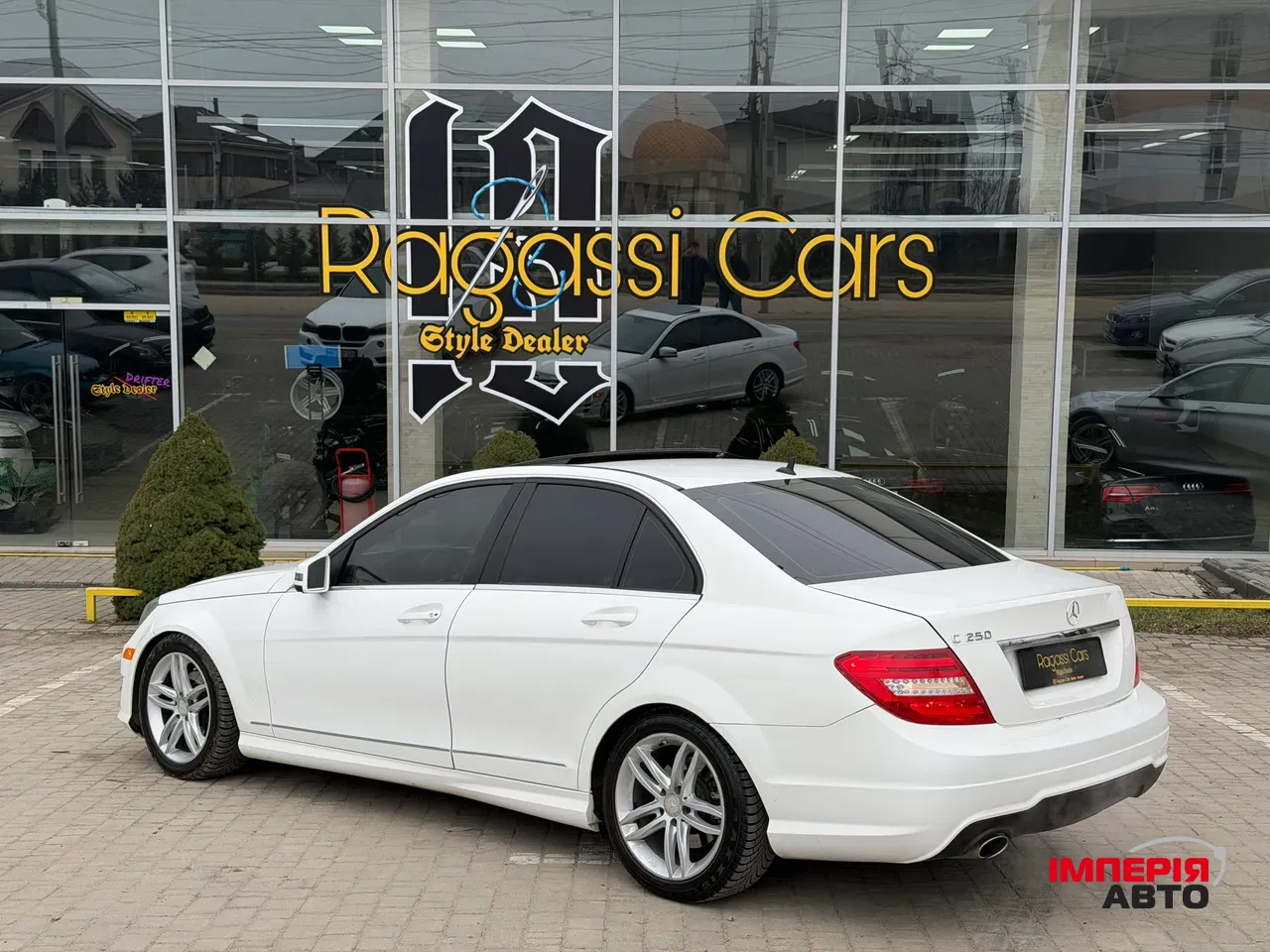 Mercedes-Benz C-Класс - фото 11