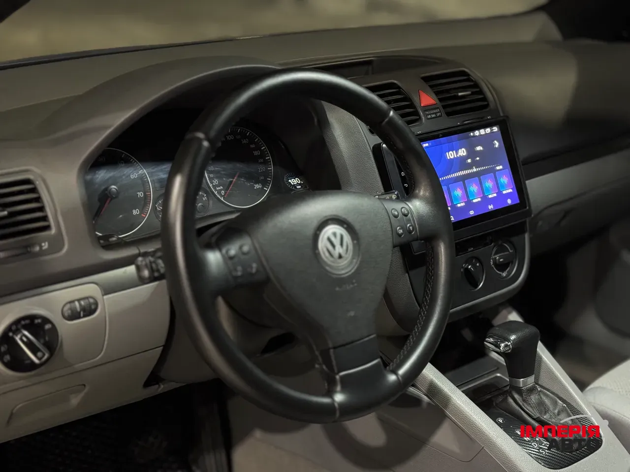 Volkswagen Golf - фото 10