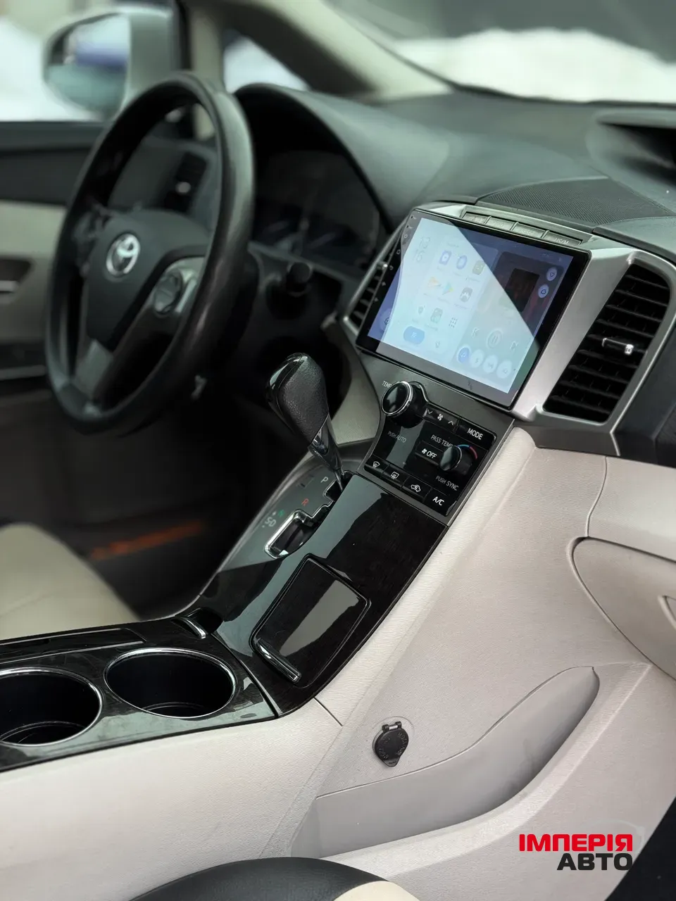 Toyota Venza - фото 8