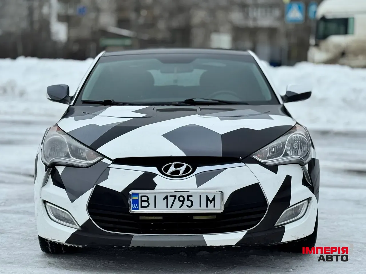 Hyundai Veloster - фото 1