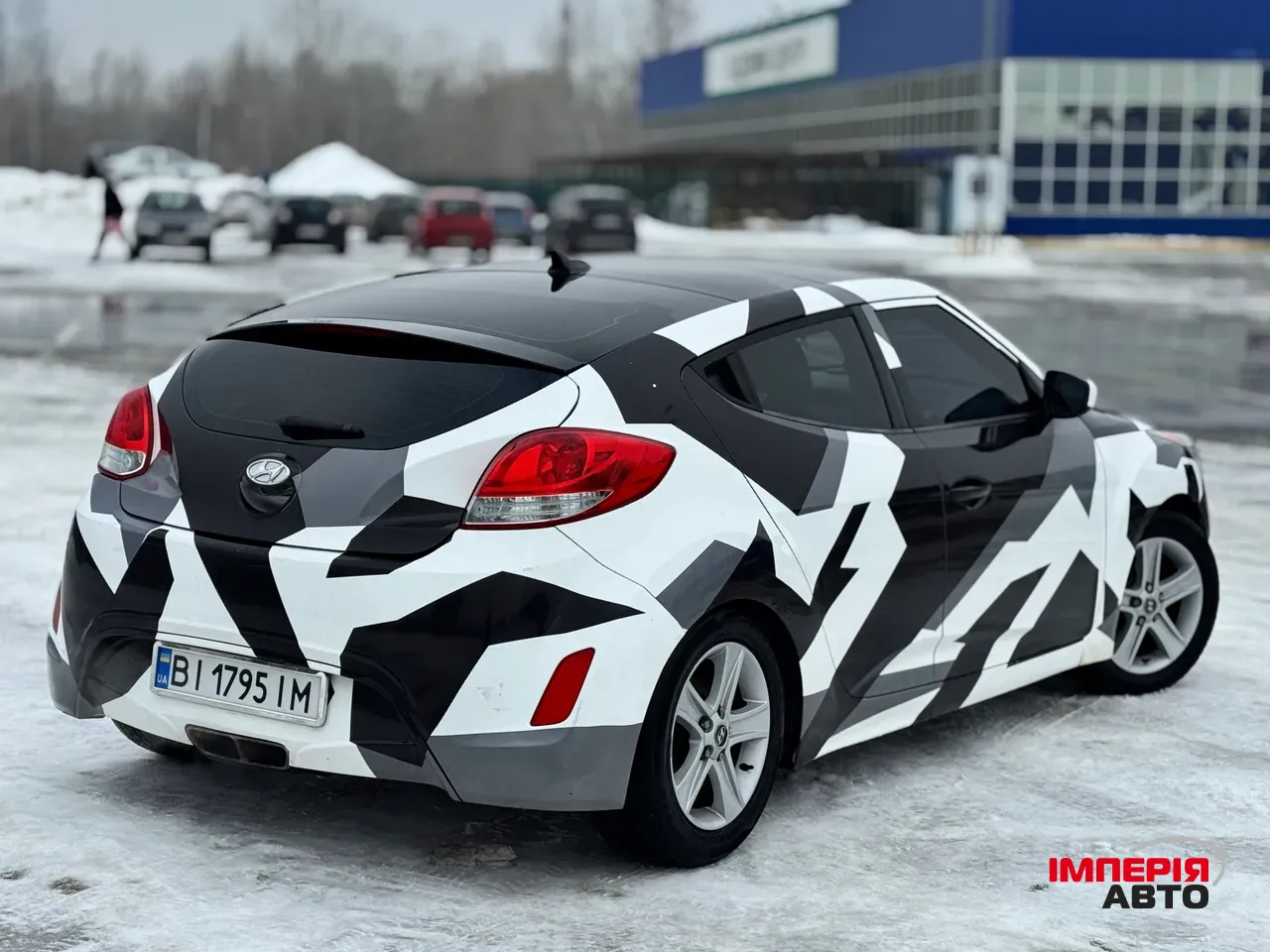 Hyundai Veloster - фото 8