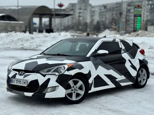 Hyundai Veloster - фото 2