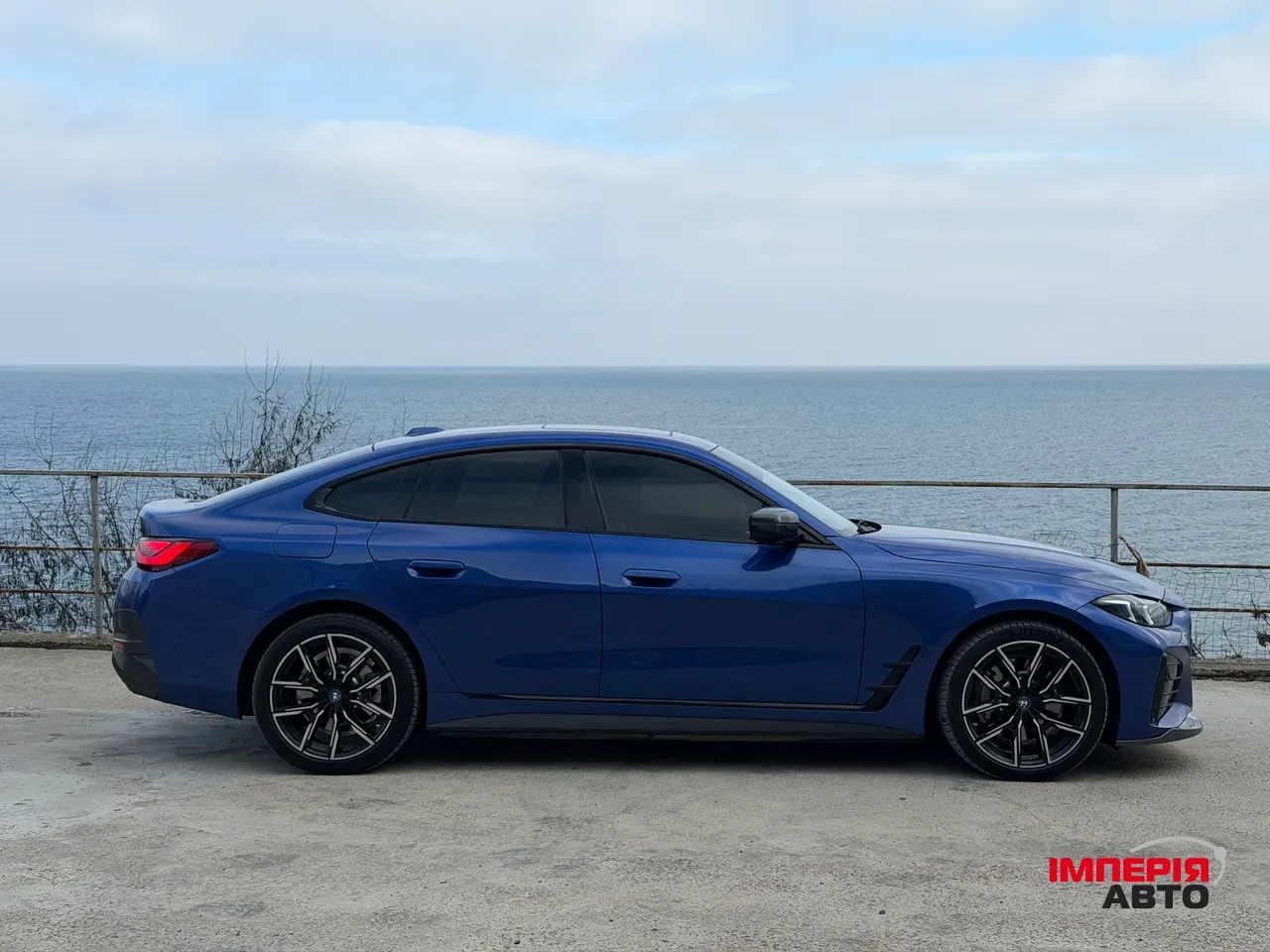 BMW i4 - фото 12