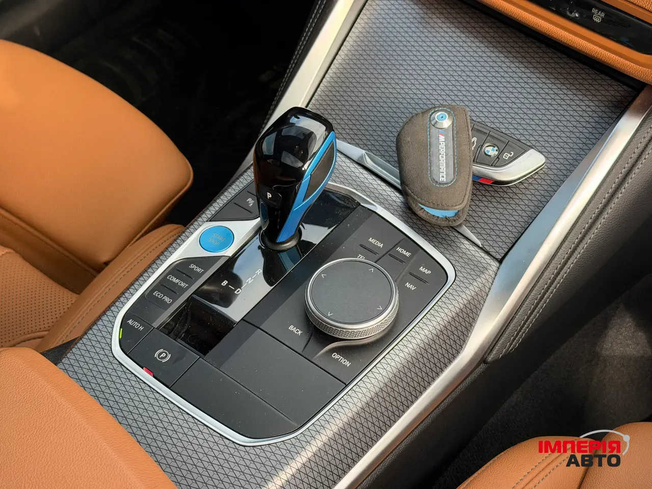 BMW i4 - фото 26