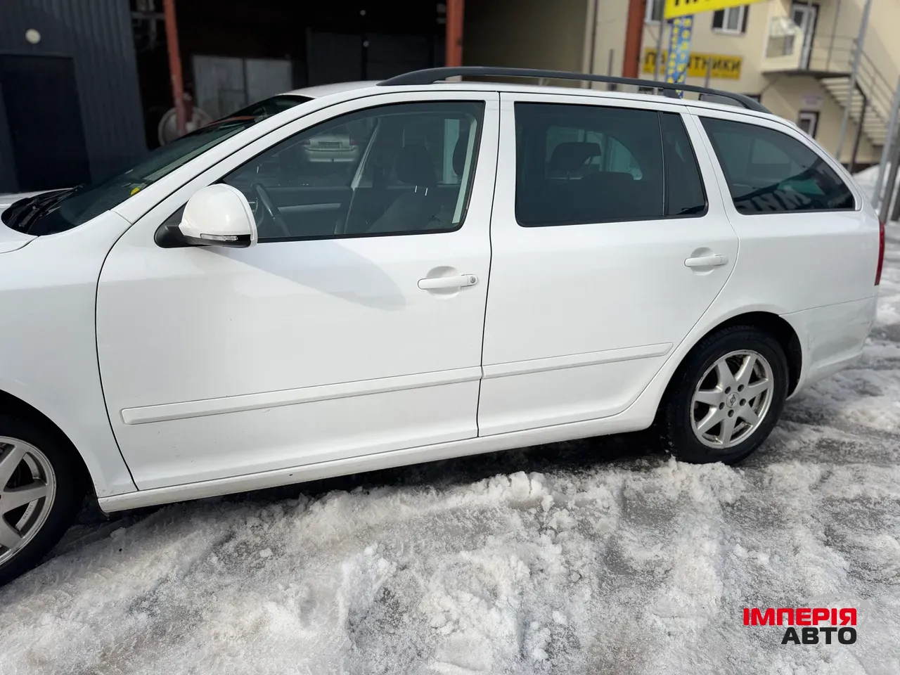 Skoda Octavia - фото 3