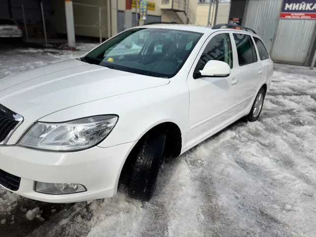Skoda Octavia - фото 2