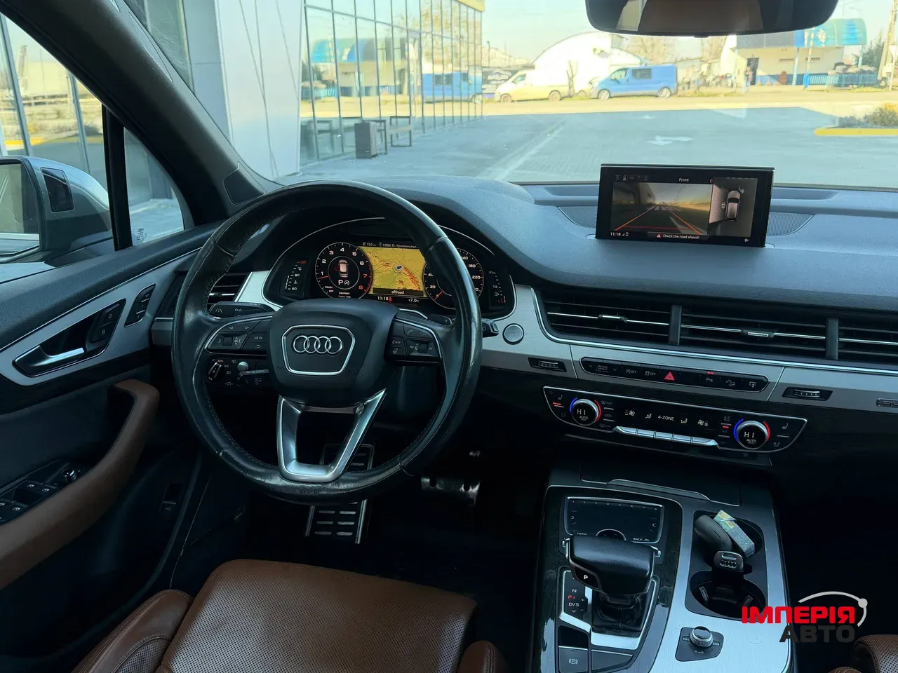 Audi Q7 - фото 8