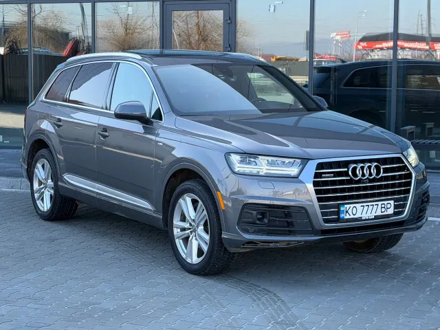 Audi Q7 - фото 3