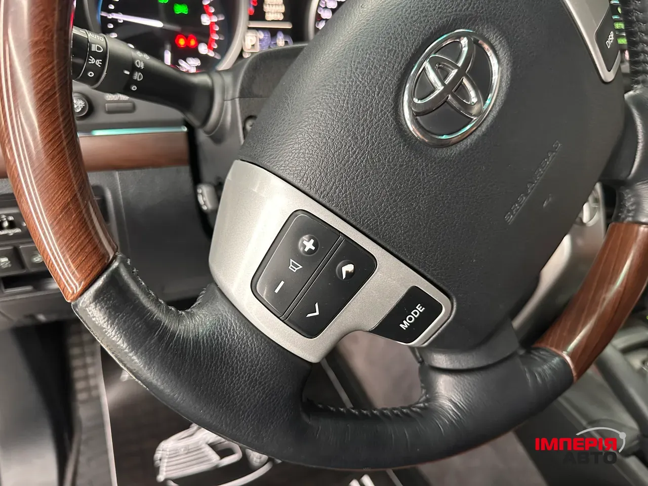 Toyota Land Cruiser - фото 21