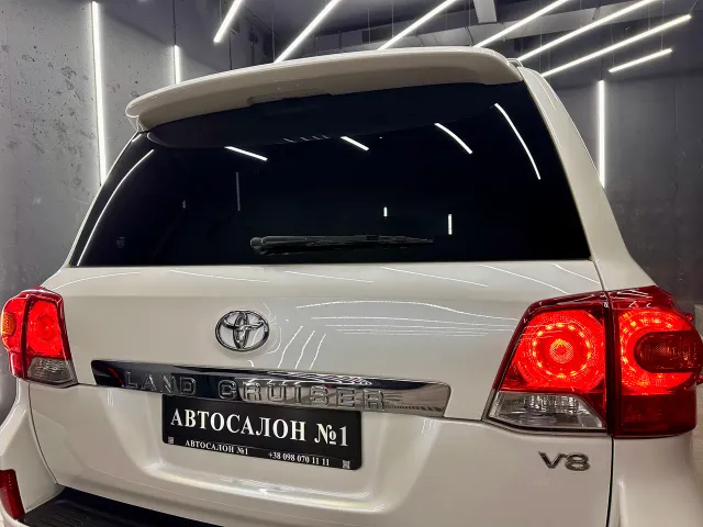 Toyota Land Cruiser - фото 5