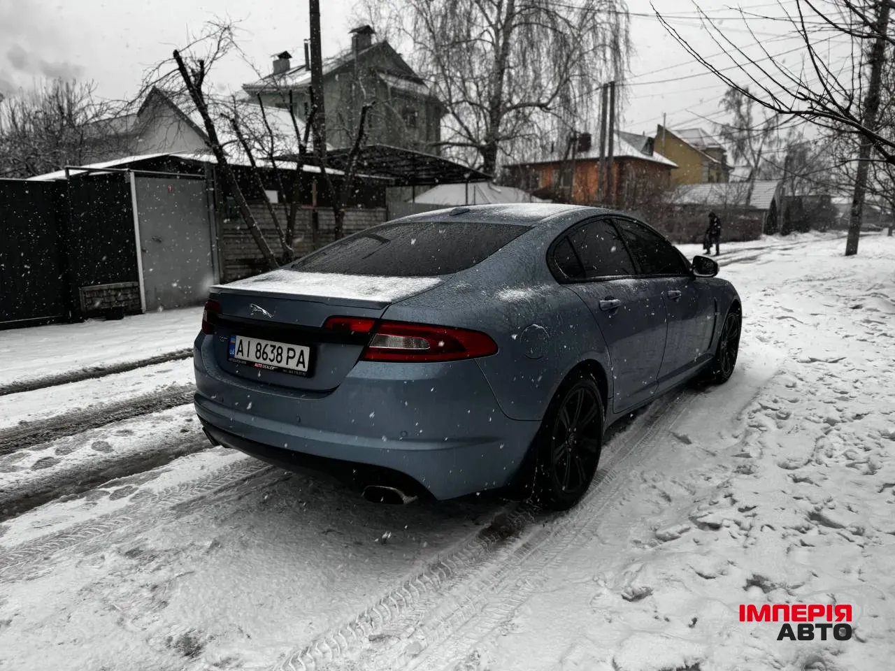 Jaguar XF - фото 7