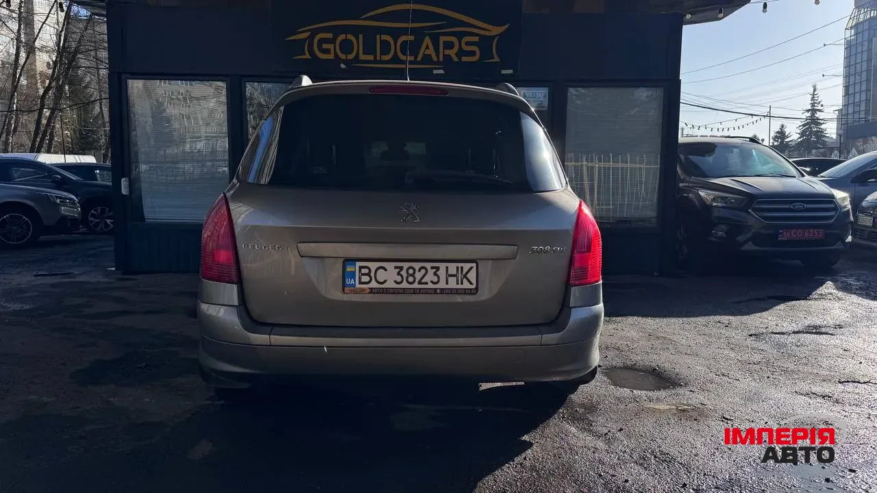 Peugeot 308 - фото 8