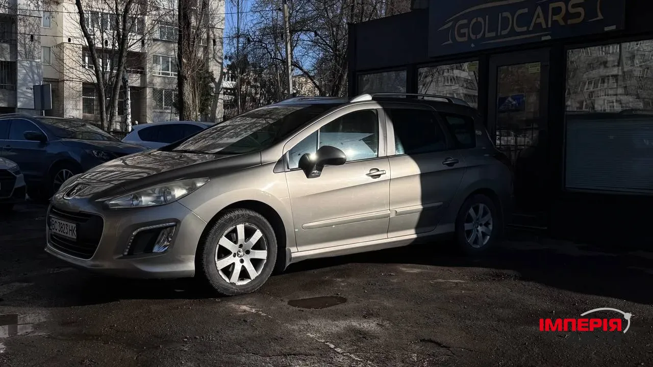 Peugeot 308 - фото 3
