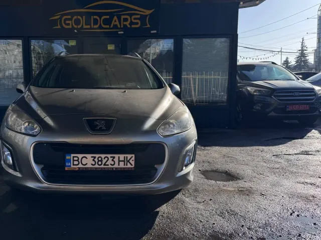 Peugeot 308 - фото 1