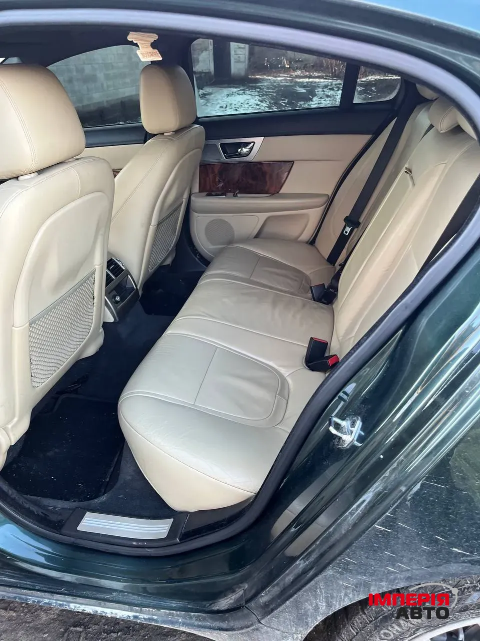 Jaguar XF - фото 6