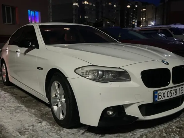 BMW 5 серії - фото 1