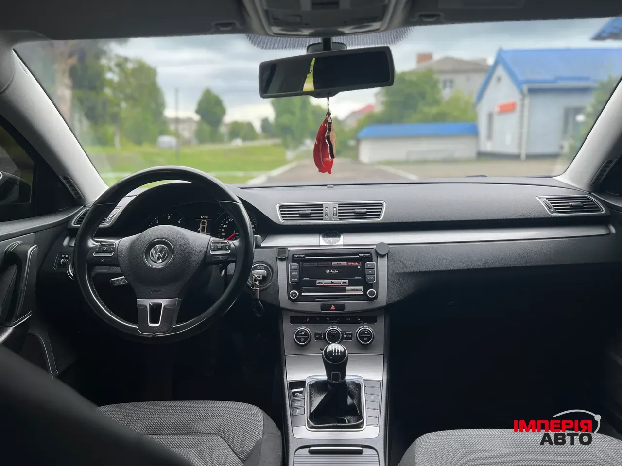 Volkswagen Passat - фото 7