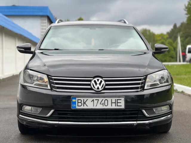 Volkswagen Passat - фото 2