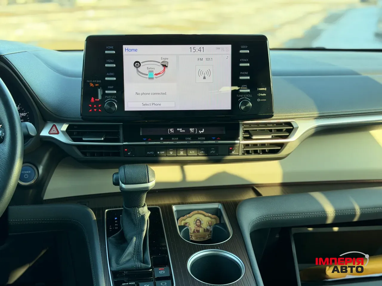 Toyota Sienna - фото 8