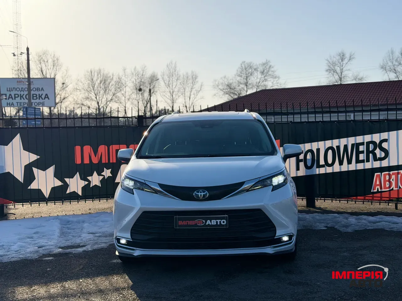 Toyota Sienna - фото 15