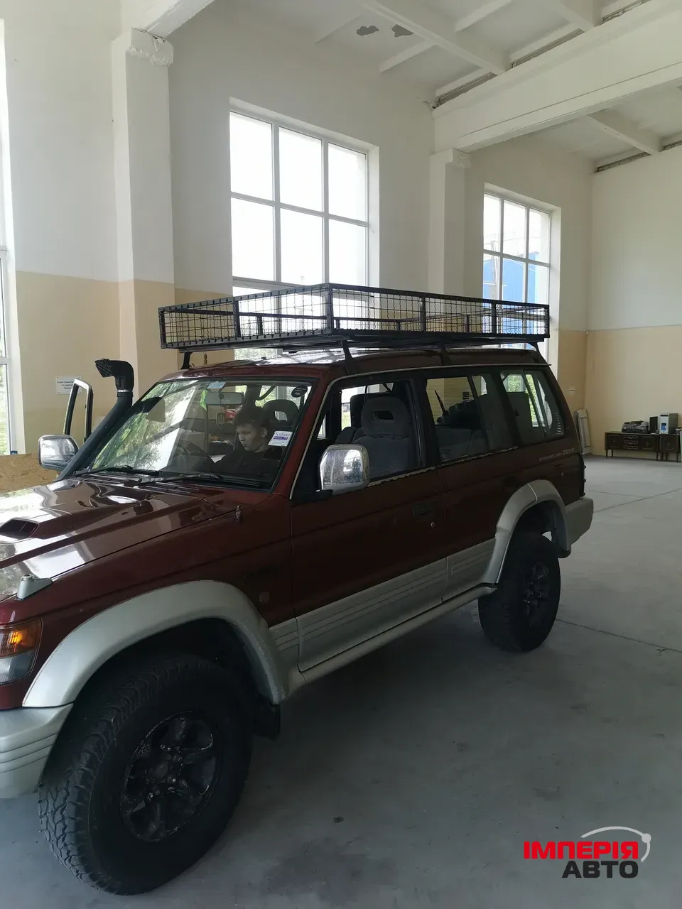 Mitsubishi Pajero - фото 8