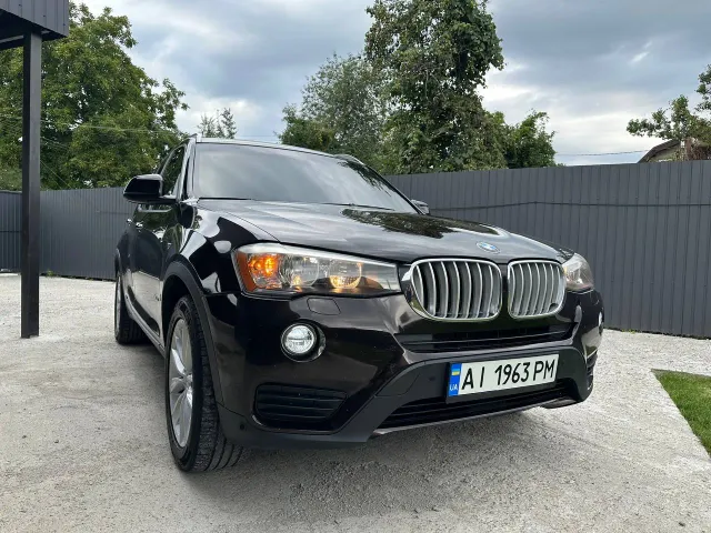 BMW X3 - фото 1