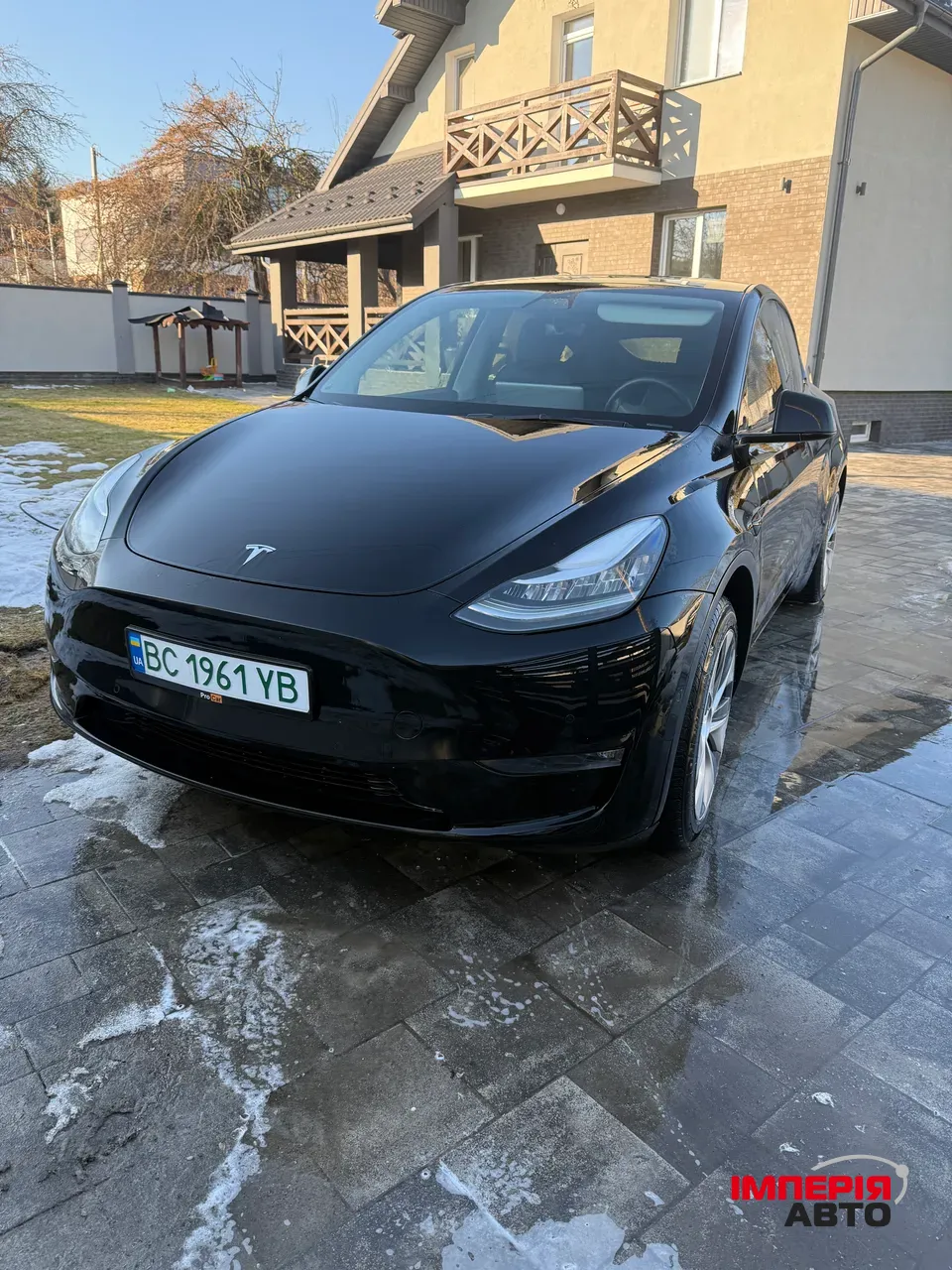 Tesla Model Y - фото 3