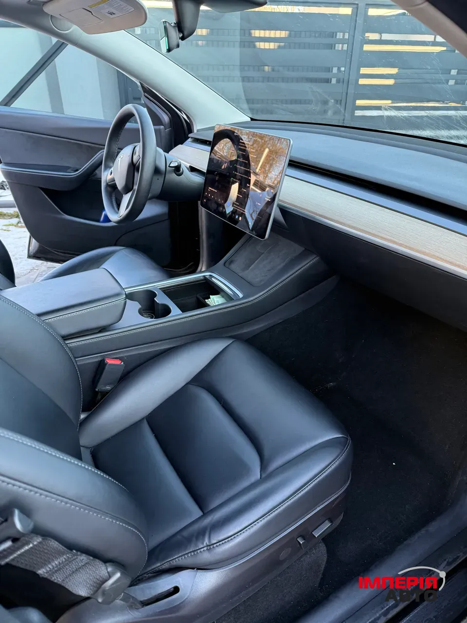 Tesla Model Y - фото 9