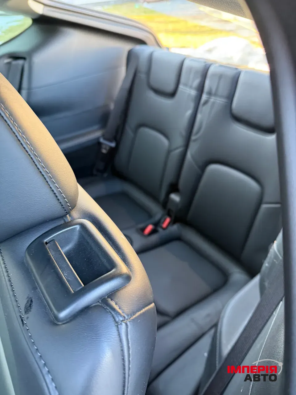 Tesla Model Y - фото 11