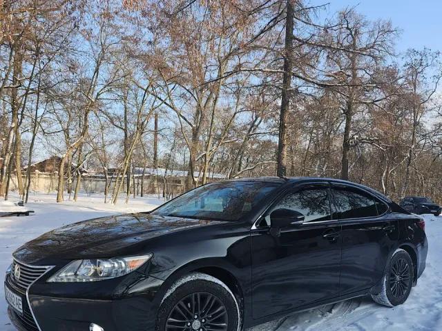 Lexus ES - фото 2