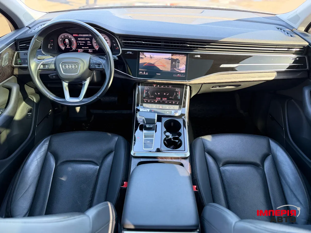 Audi Q7 - фото 8