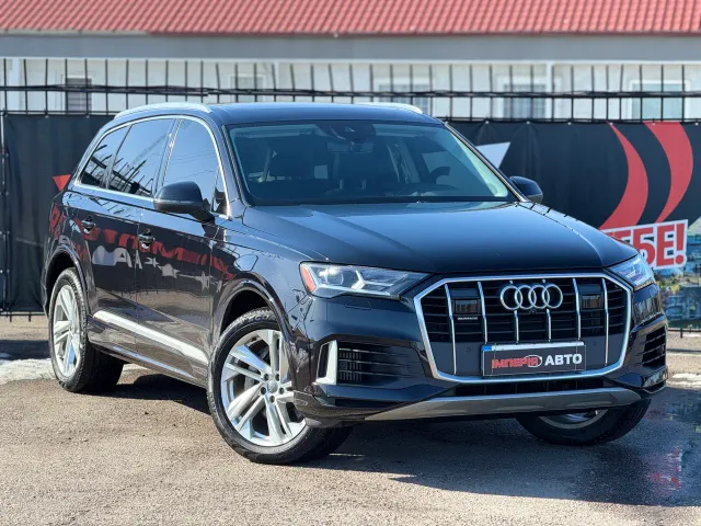 Audi Q7 - фото 3