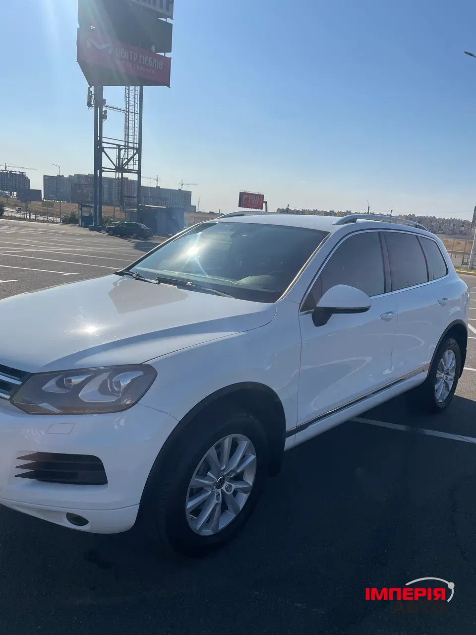 Volkswagen Touareg - фото 10
