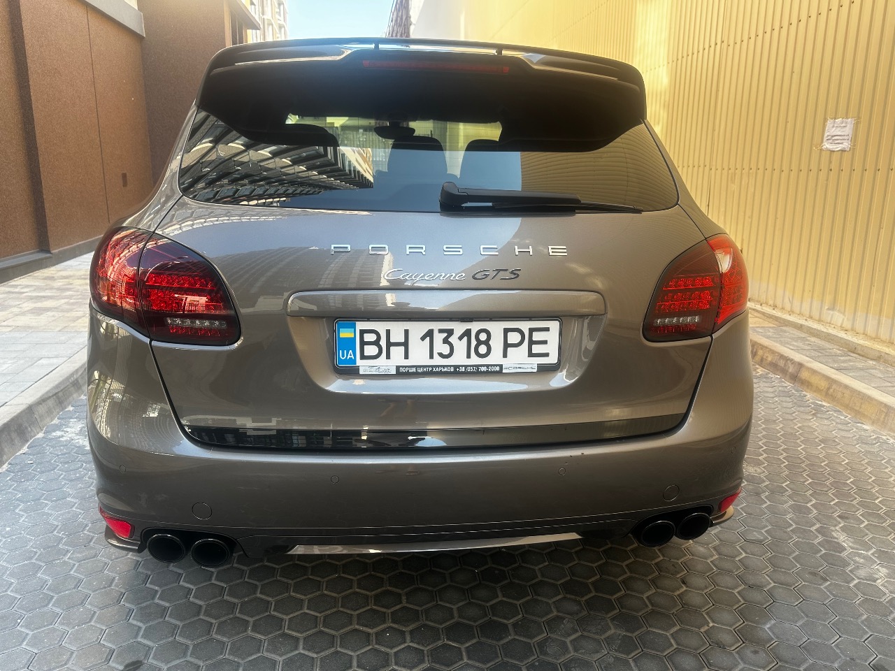 Porsche Cayenne - фото 14