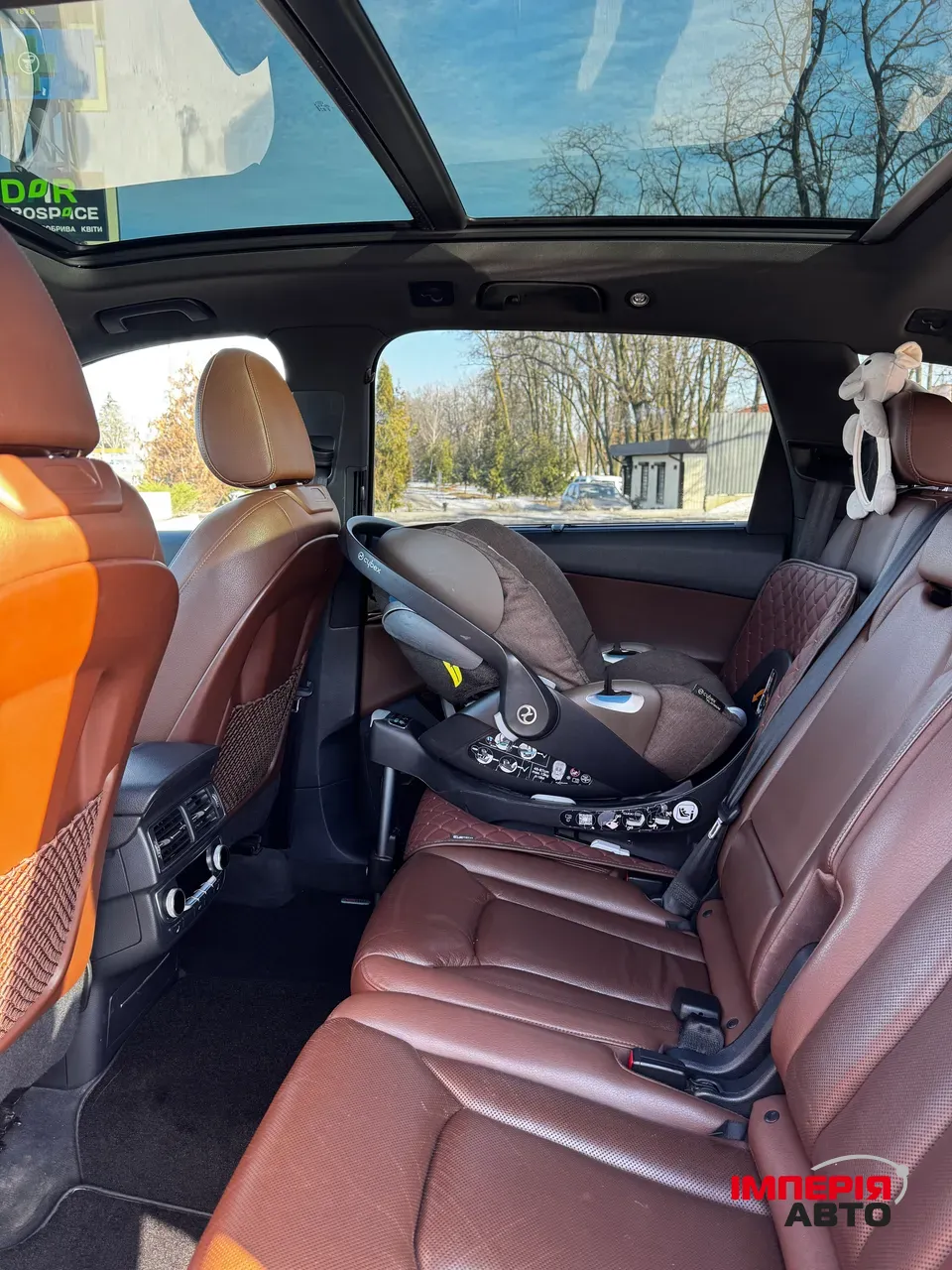 Audi Q7 - фото 17