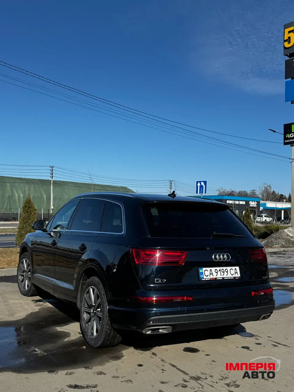 Audi Q7 - фото 5