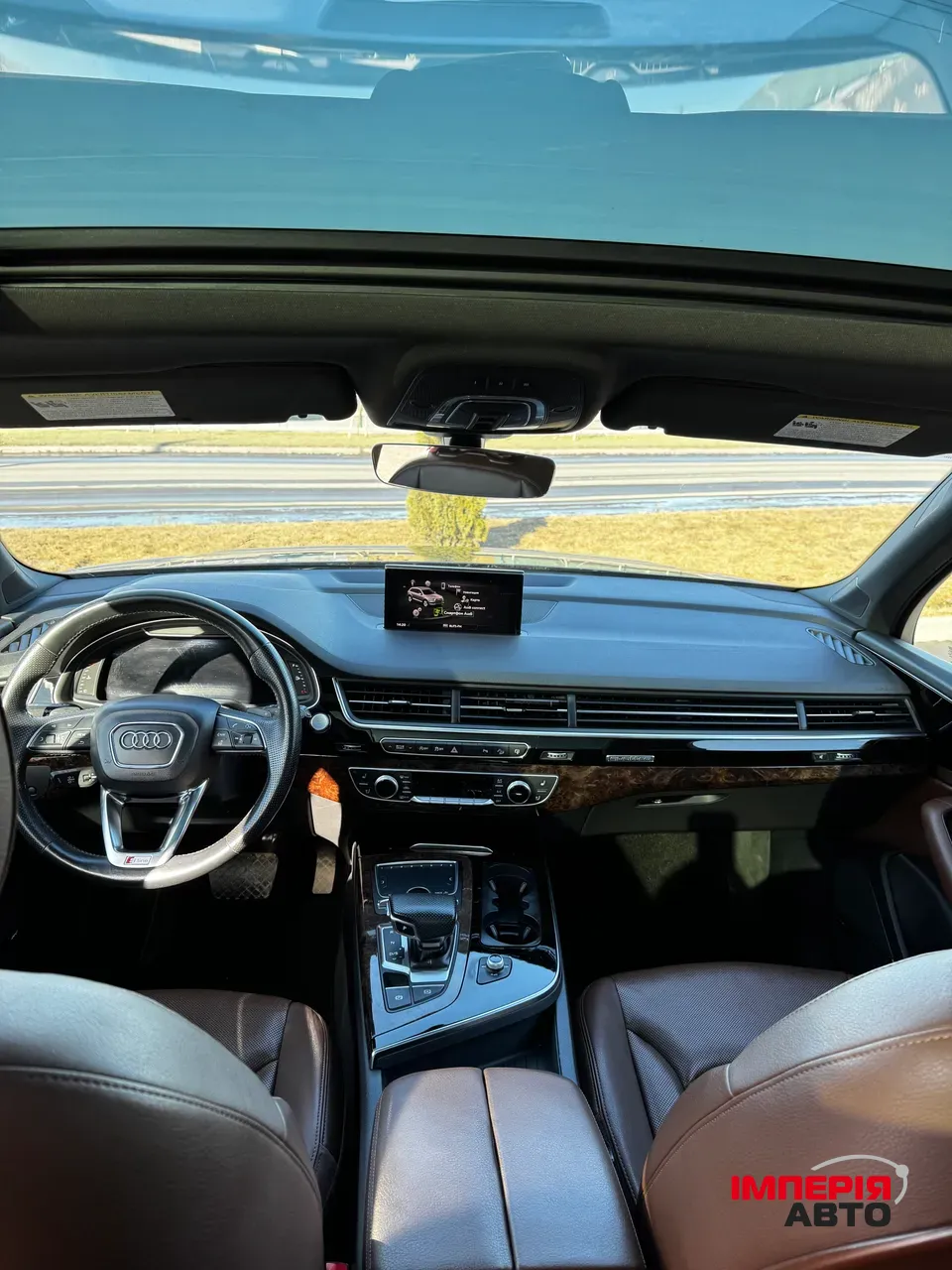 Audi Q7 - фото 13