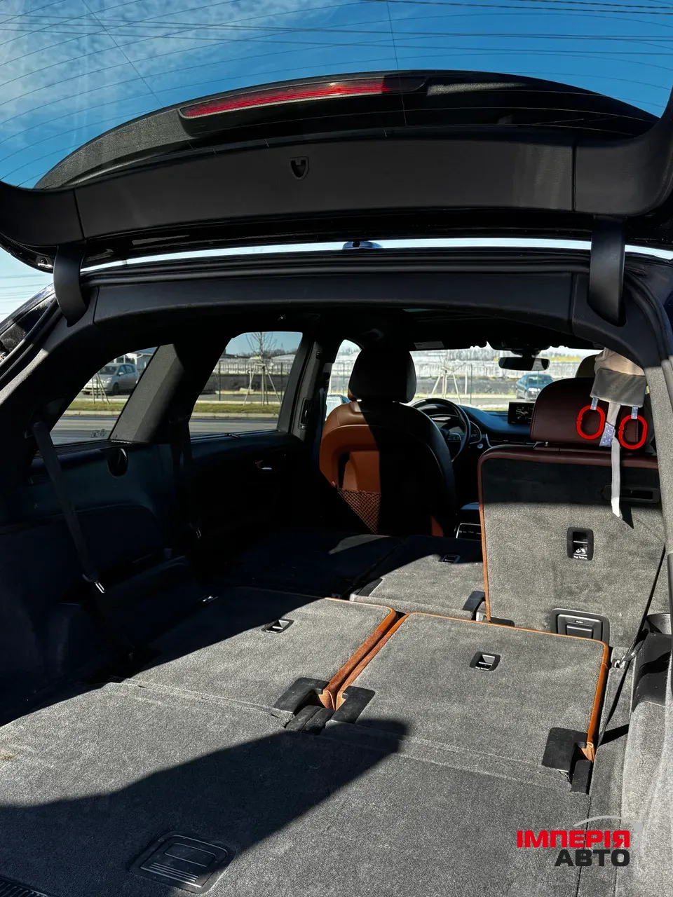 Audi Q7 - фото 22