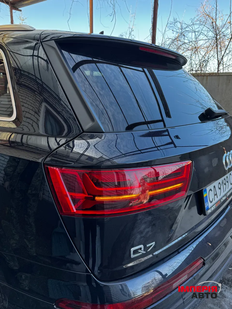 Audi Q7 - фото 9