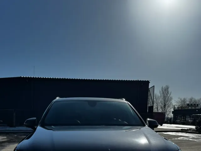 Audi Q7 - фото 2