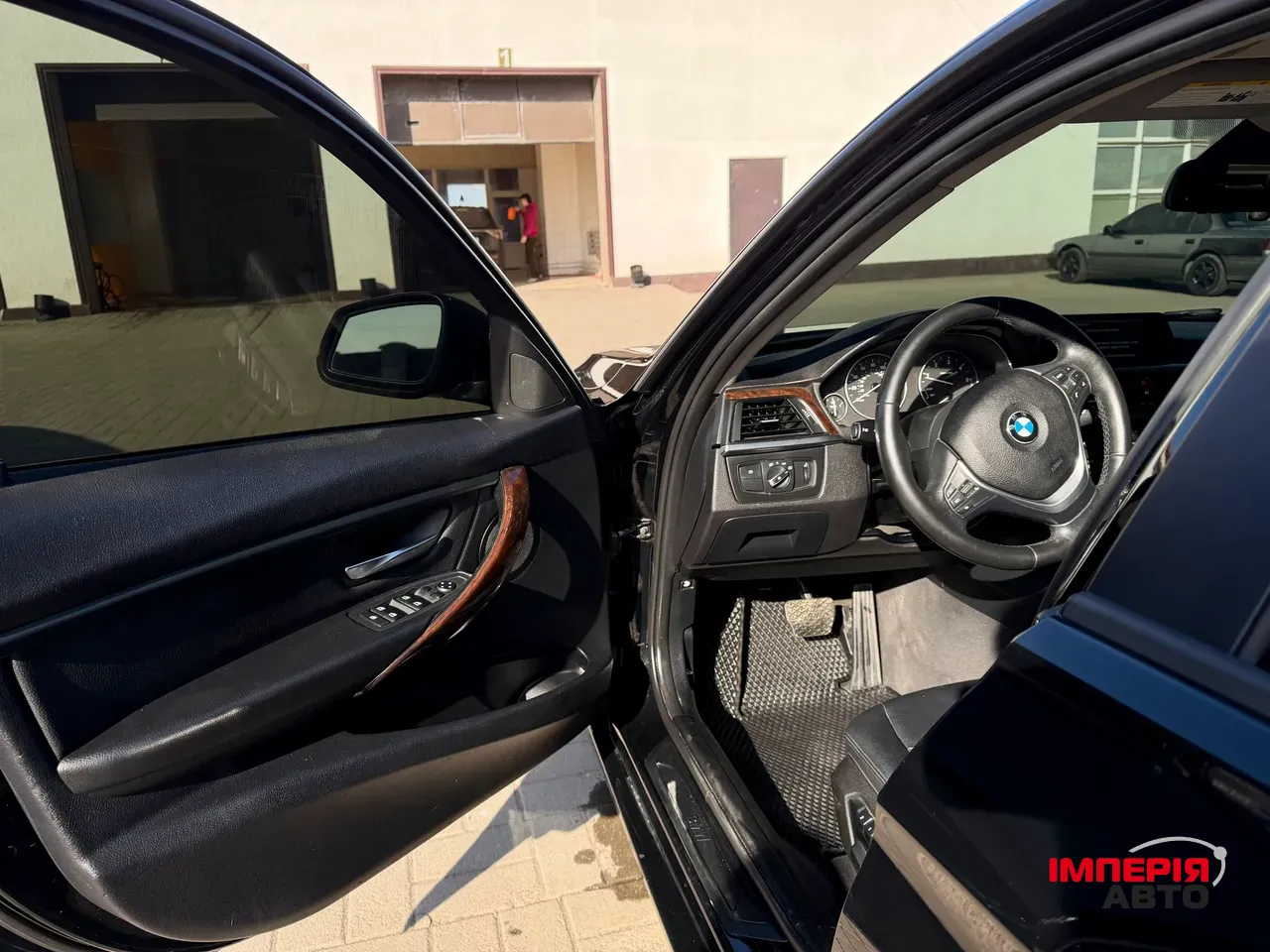 BMW 3 серії - фото 10