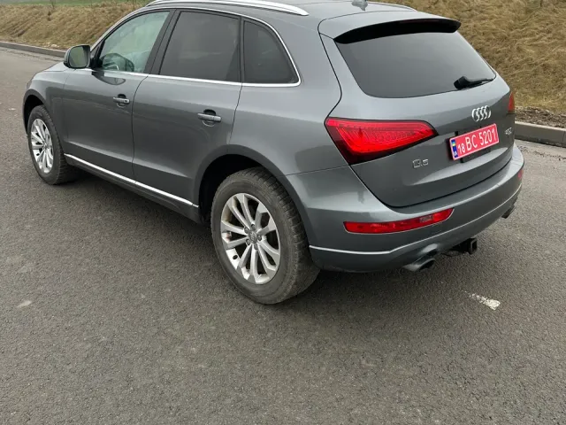 Audi Q5 - фото 4