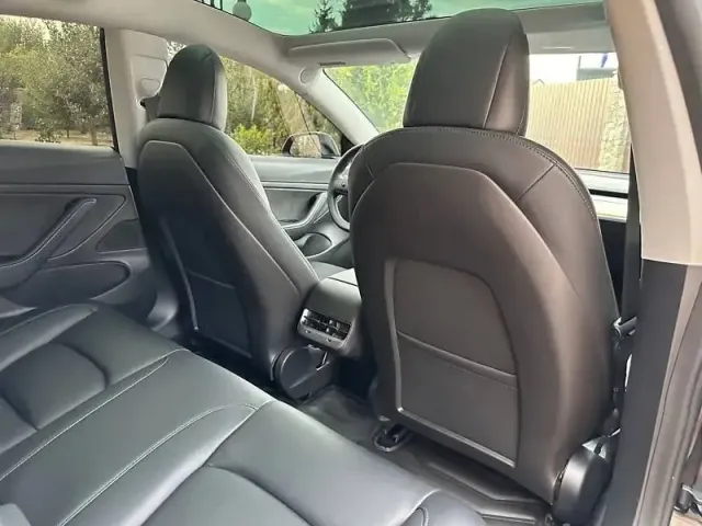 Tesla Model 3 - фото 4